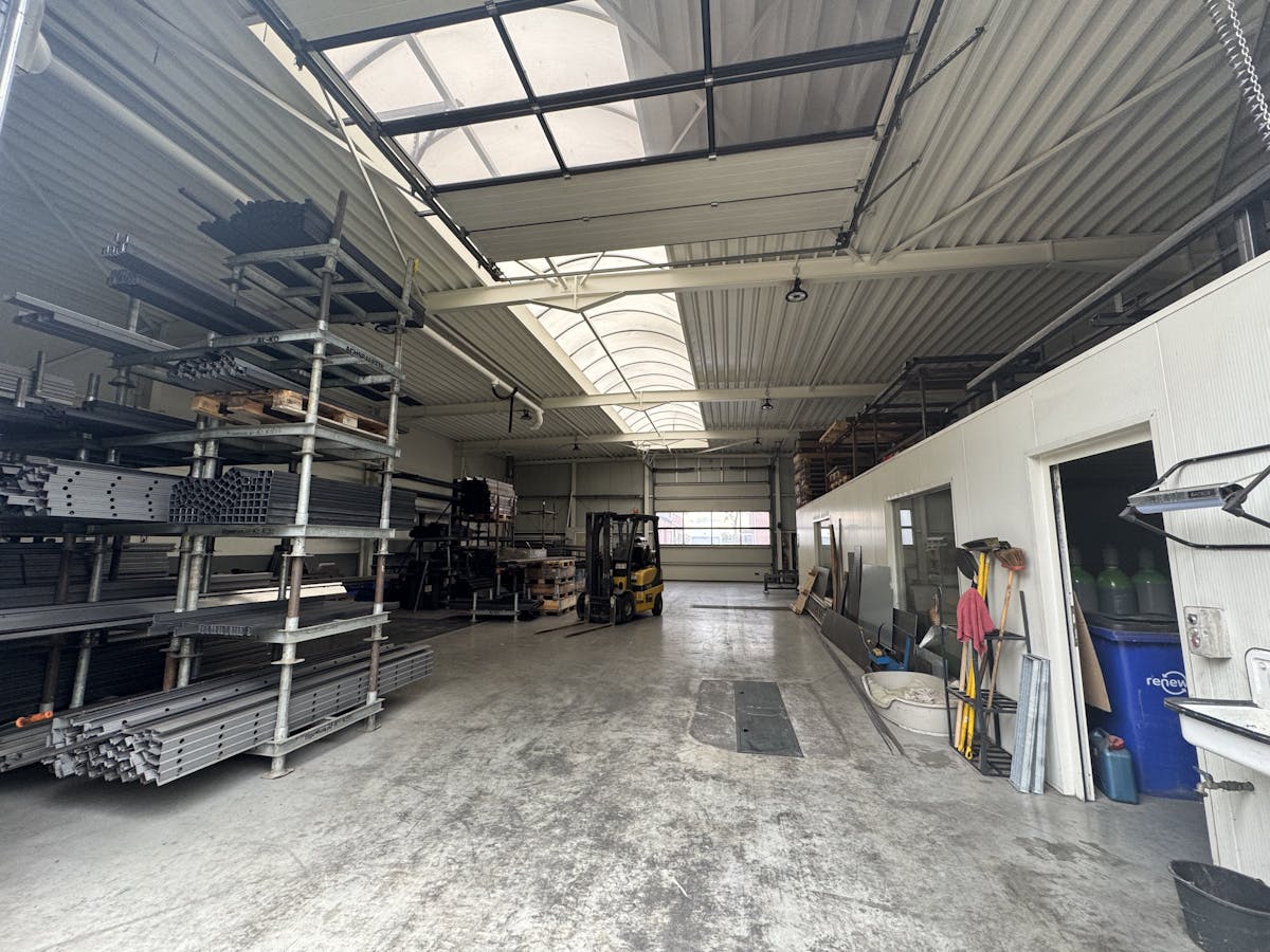 Magazijn (420m²) met ruime buitenoppervlakte (575m²) - foto 3