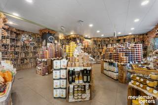 Commercial for sale in Bruges