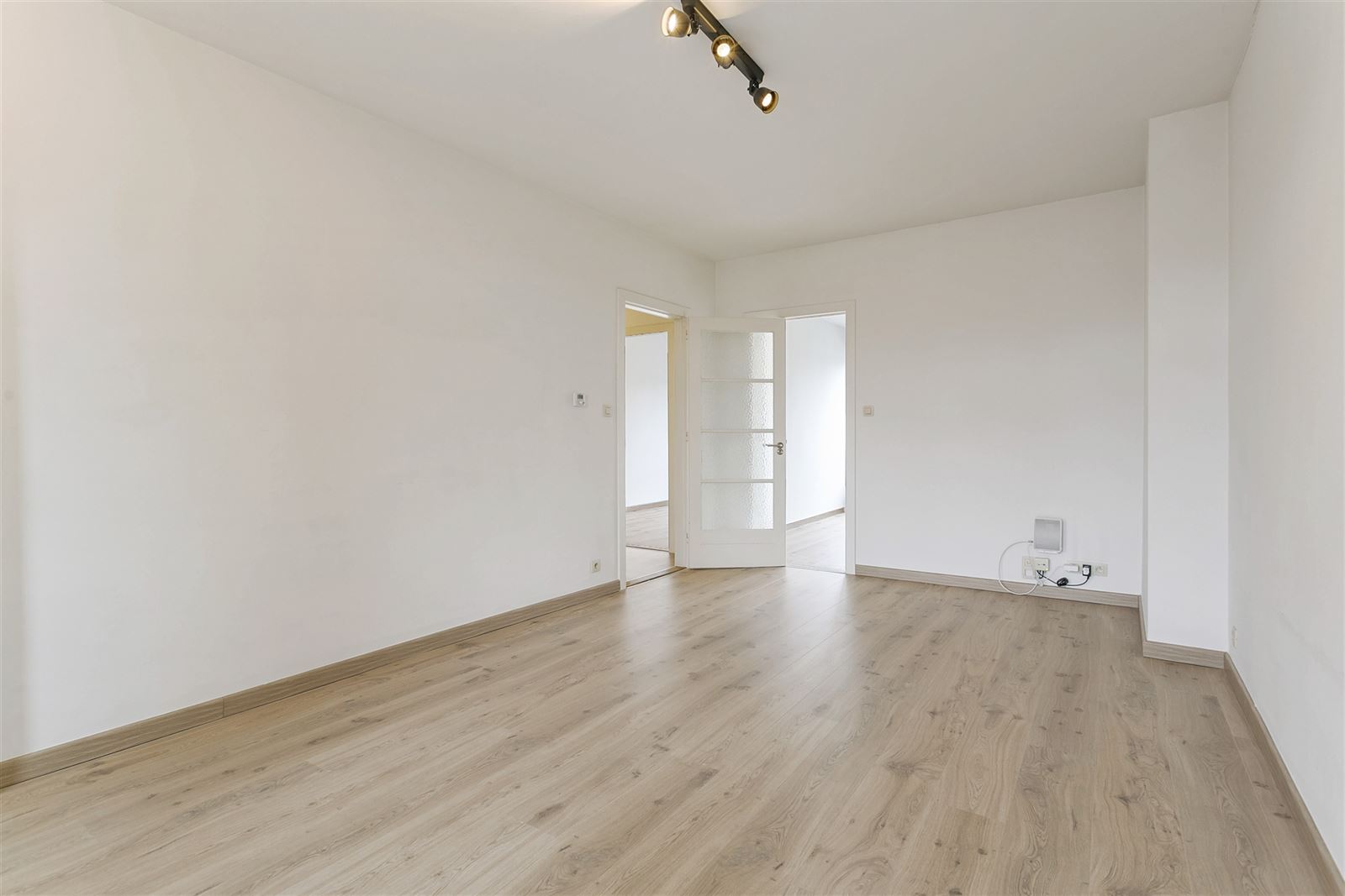 Apartment for rent in Antwerp with 2 bedrooms - photo 2