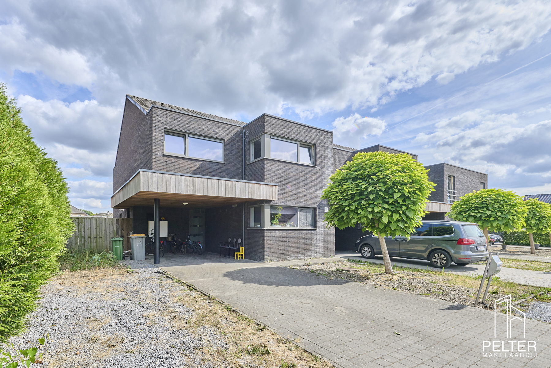 Moderne halfopen bebouwing met 4 slaapkamers in Bocholt