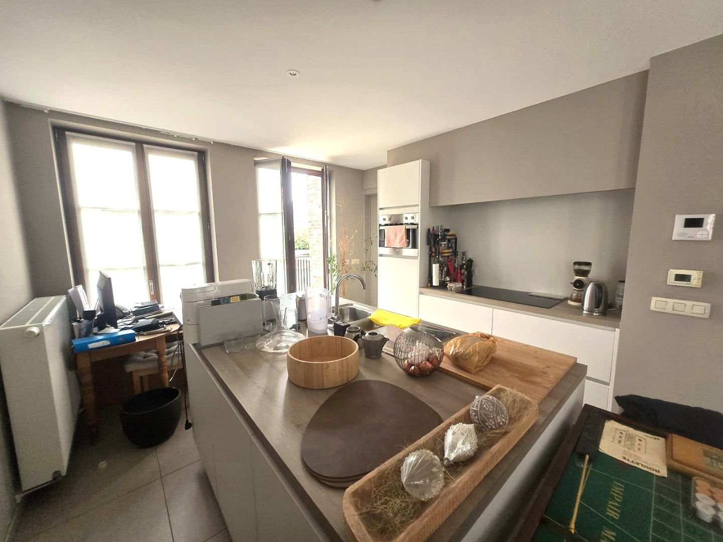 Ruim hoek appartement op de eerste verdieping in het dorp van Bachte-Maria-Leerne. - foto 4