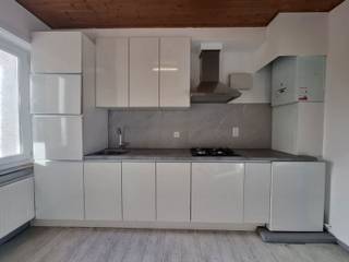 Ontdek deze ruime en verzorgde eengezinswoning gelegen in de Spekmolenstraat 84 te 2200 Herentals, een ideale combinatie van comfort, ruimte...