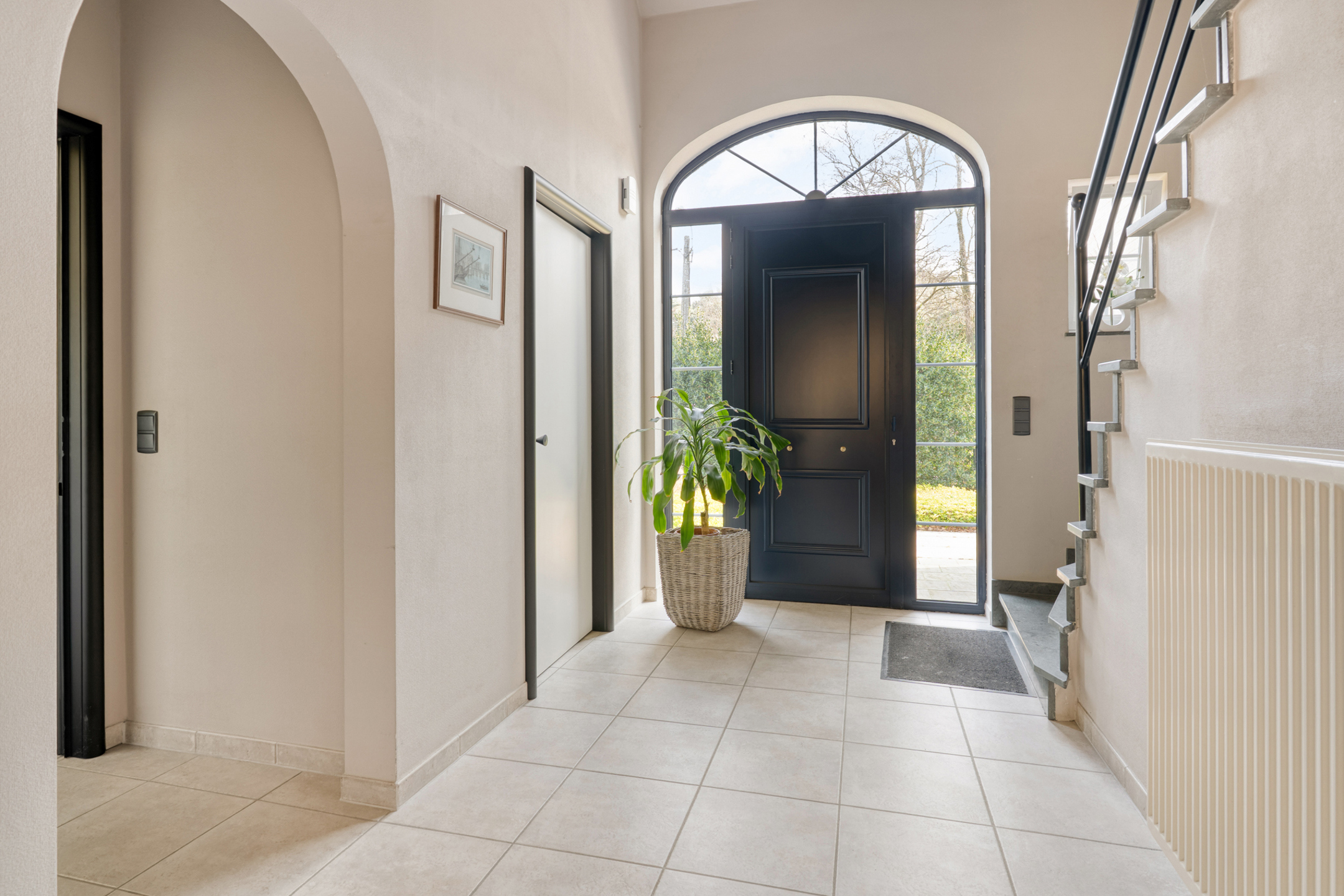 Ruime energiezuinige villa met binnenzwembad op 20 are - foto 4