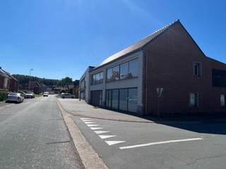 Commercial à vendre à Maaseik