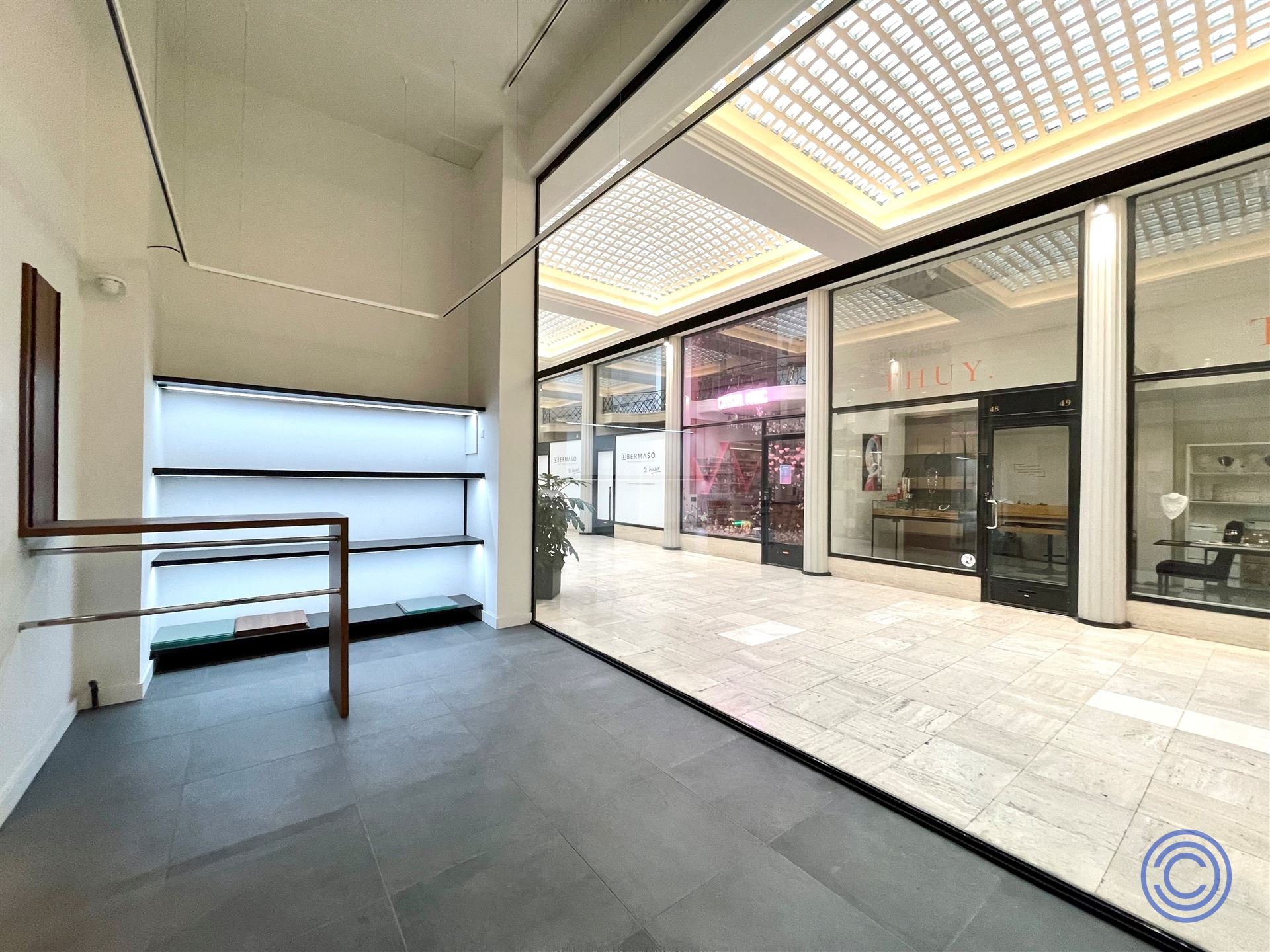 Commercial for rent in Antwerp - photo 4