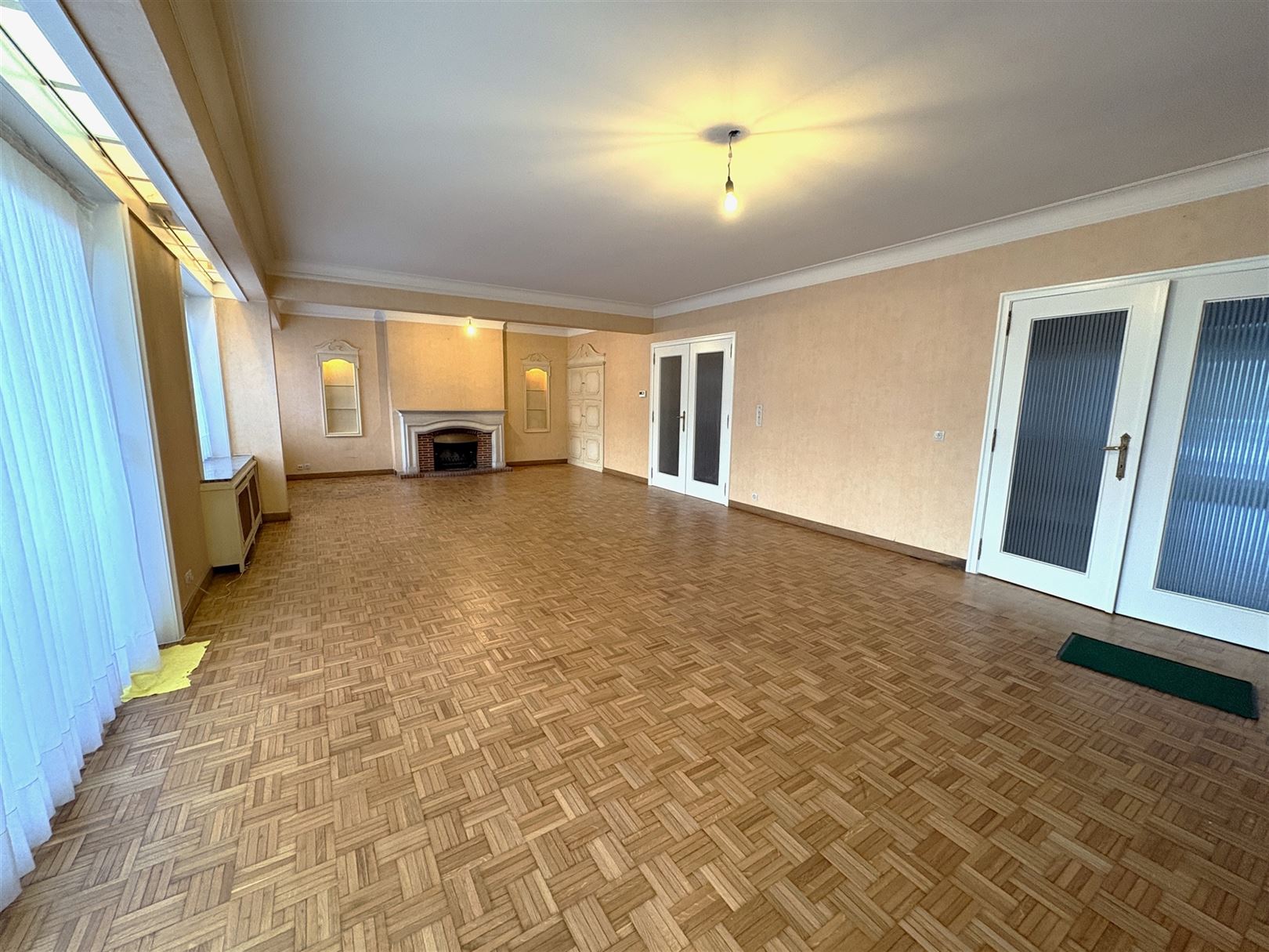 Ruim appartment dichtbij centrum - foto 4