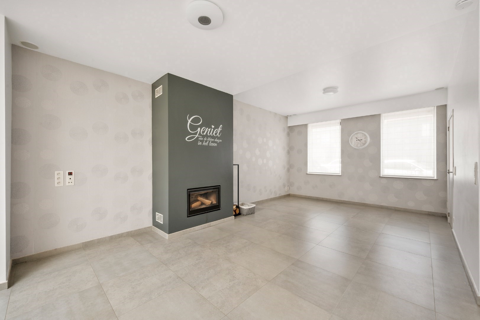 Kwalitatief gerenoveerde rijwoning met tuin, 3 slaapkamers en 2 badkamers op toplocatie in Menen - foto 4