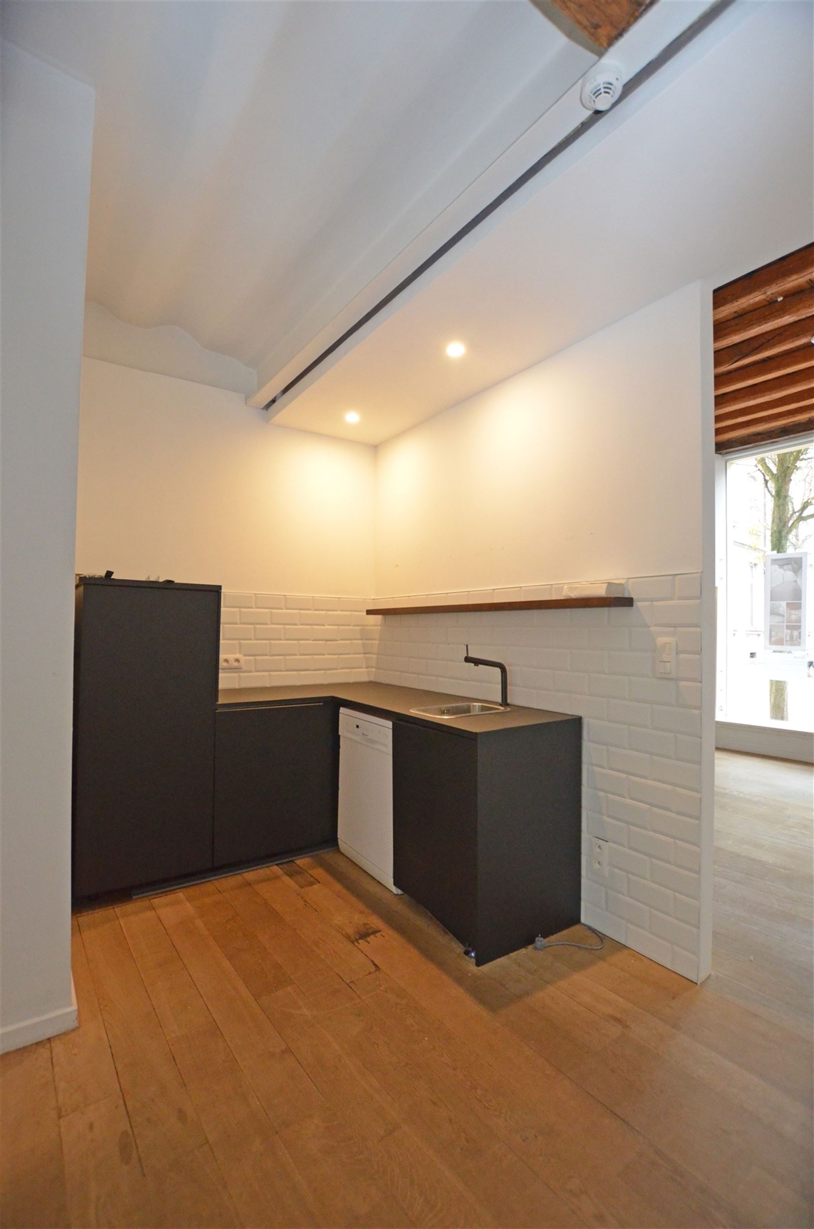 Commercial à vendre à Hasselt avec 1 chambre - photo 5