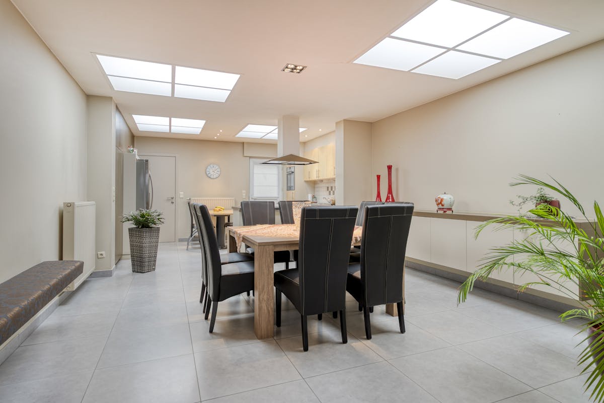 Instapklare gezinswoning met gezellige tuin in Roeselare - foto 3