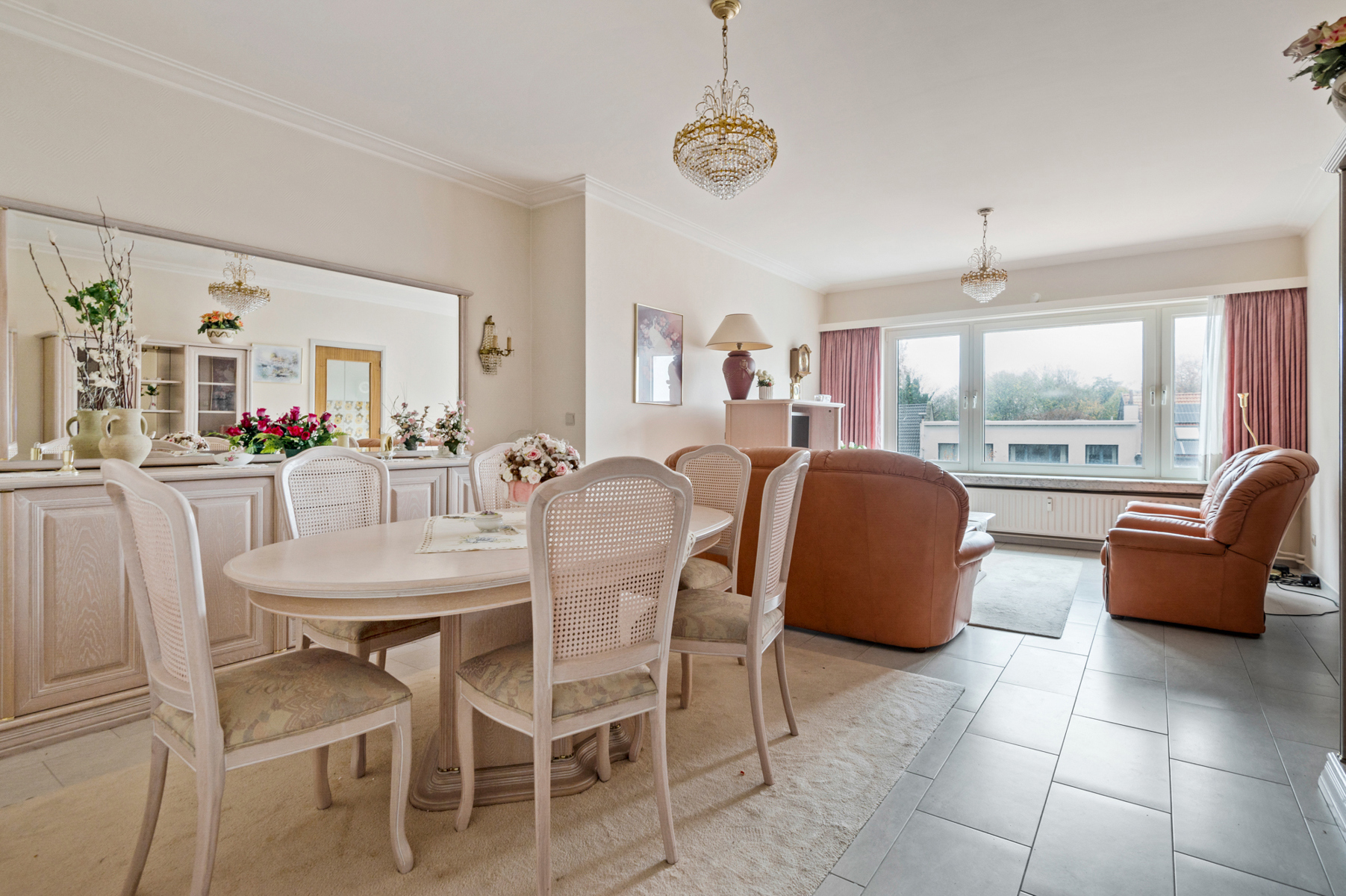 Sfeervol appartement met terras  - foto 1