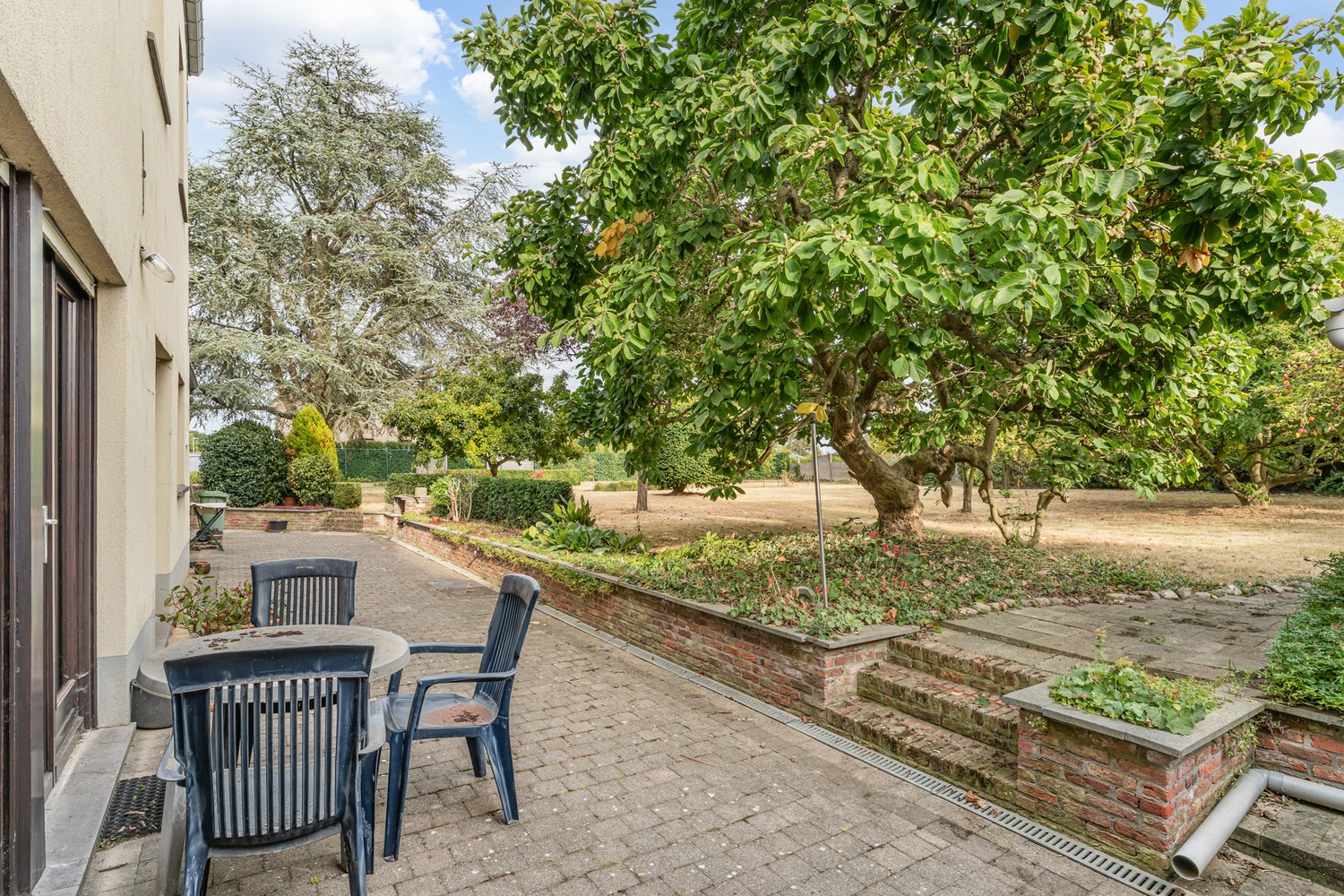 Brede Zuidgerichte woning op 7 are 85 nabij het Kasteel van Horst ! - photo 4