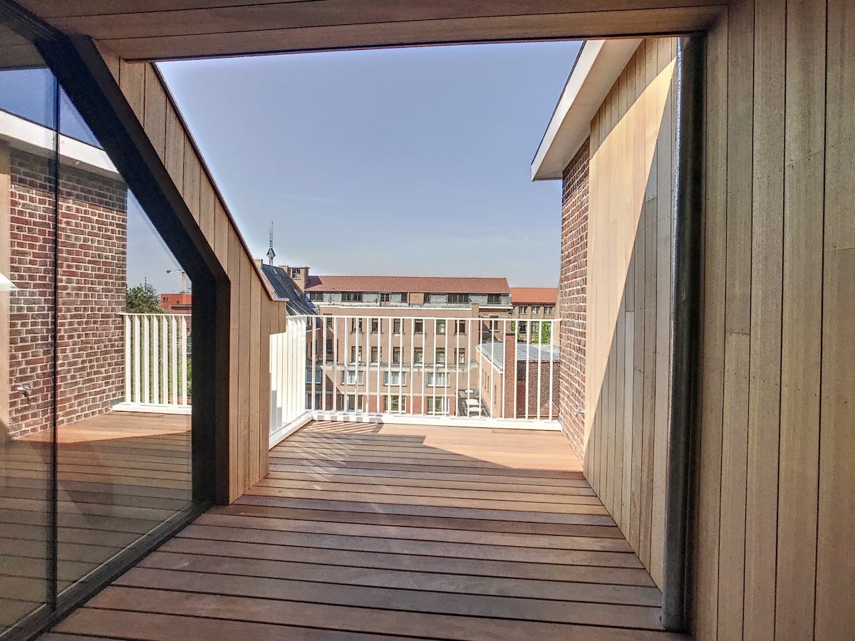Exclusief dakappartement te koop met terras in Roeselare. - foto 4