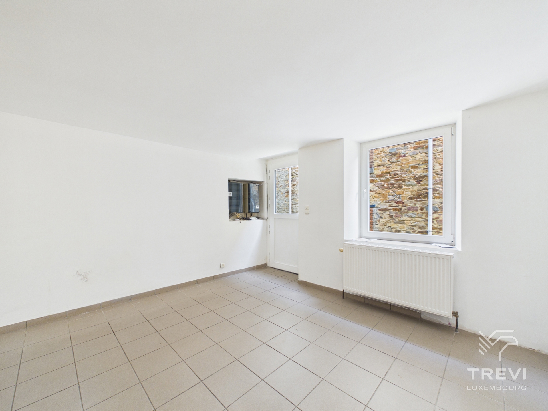 House for sale in Saint-Hubert with 3 bedrooms - photo 5