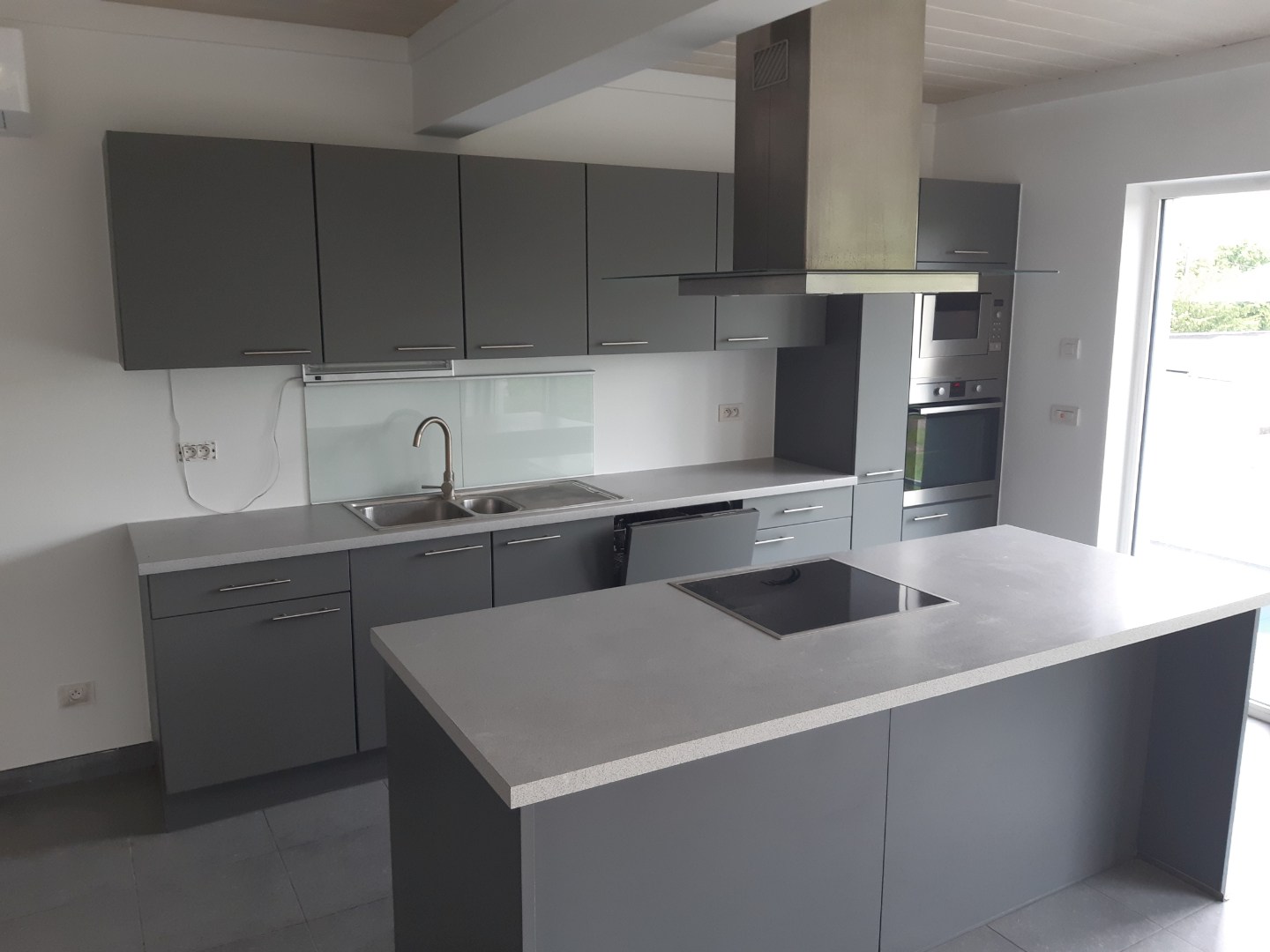 Degelijk appartement (1° verdieping). - foto 4