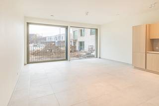 Ontdek dit prachtige nieuwbouwappartement in een rustige wijk, op slechts 10 minuten fietsen van het centrum van Mechelen. Het appartement...