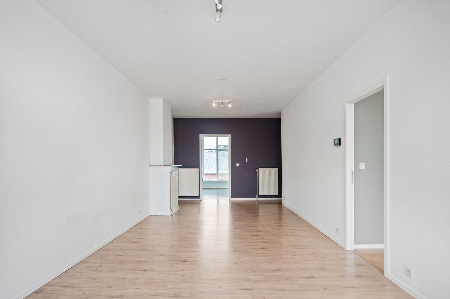 Ruim en lichtrijk appartement met 2 slpkrs en garagebox optioneel in het centrum van Lier - foto 5