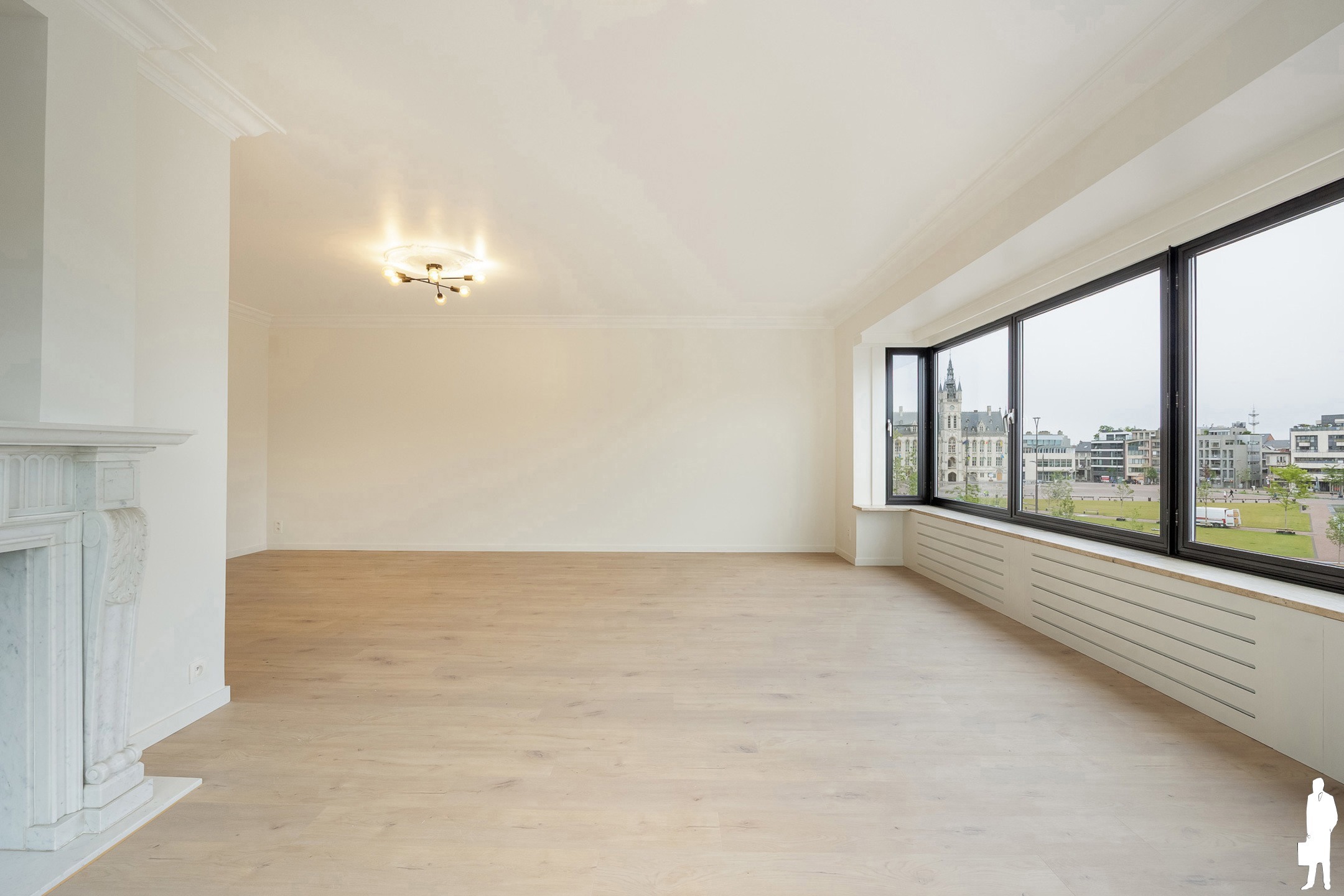 Stijlvol appartement met panoramisch zicht op de Grote Markt - foto 5