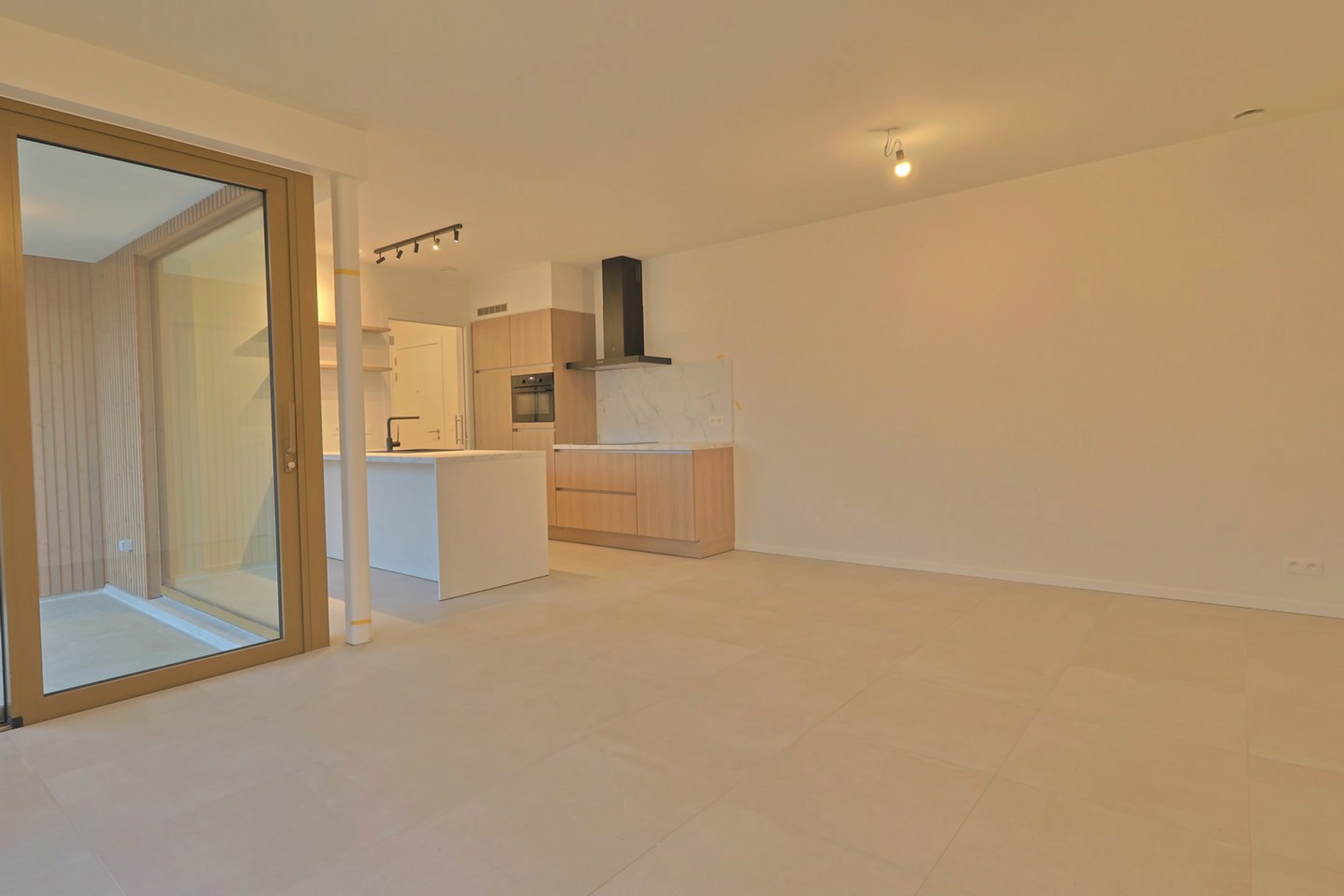 1 slpk BEN-appartement aan het station van Beveren!  - foto 4