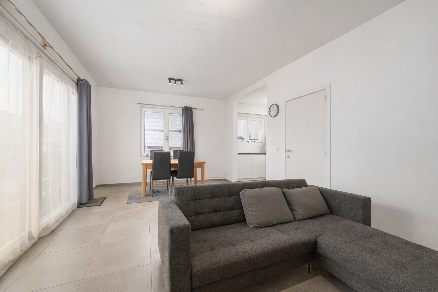 Opbrengsteigendom met garages in Sint-Niklaas - foto 5