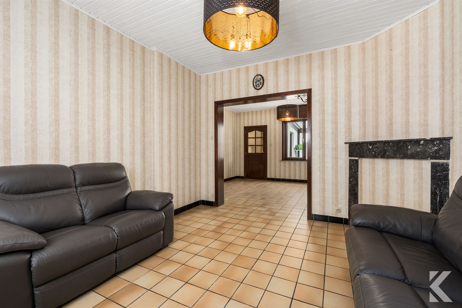 Rijwoning met garage, 3 slpk, tuin, gigantische zolder. - foto 4
