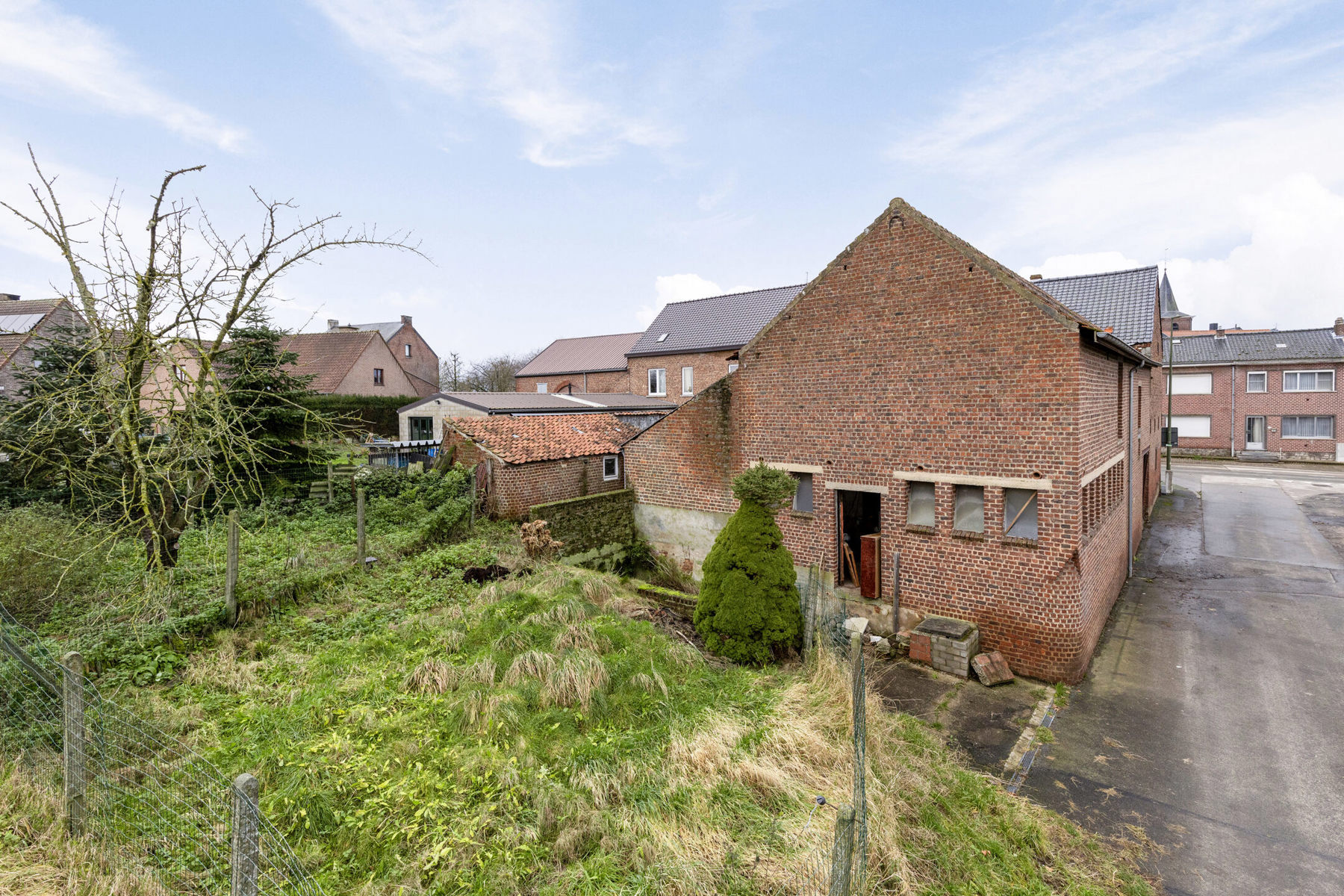 Gunstig gelegen hoevegebouw met veel mogelijkheden - foto 3