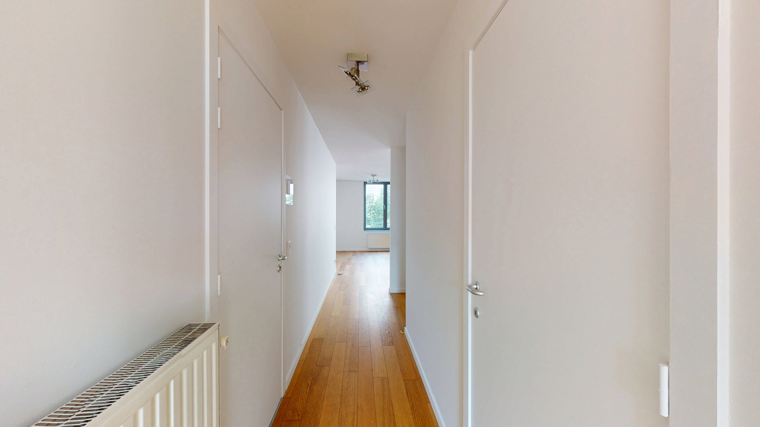 ANTWERPEN - CENTRUM - Gerenoveerd twee slaapkamer appartement  - foto 5