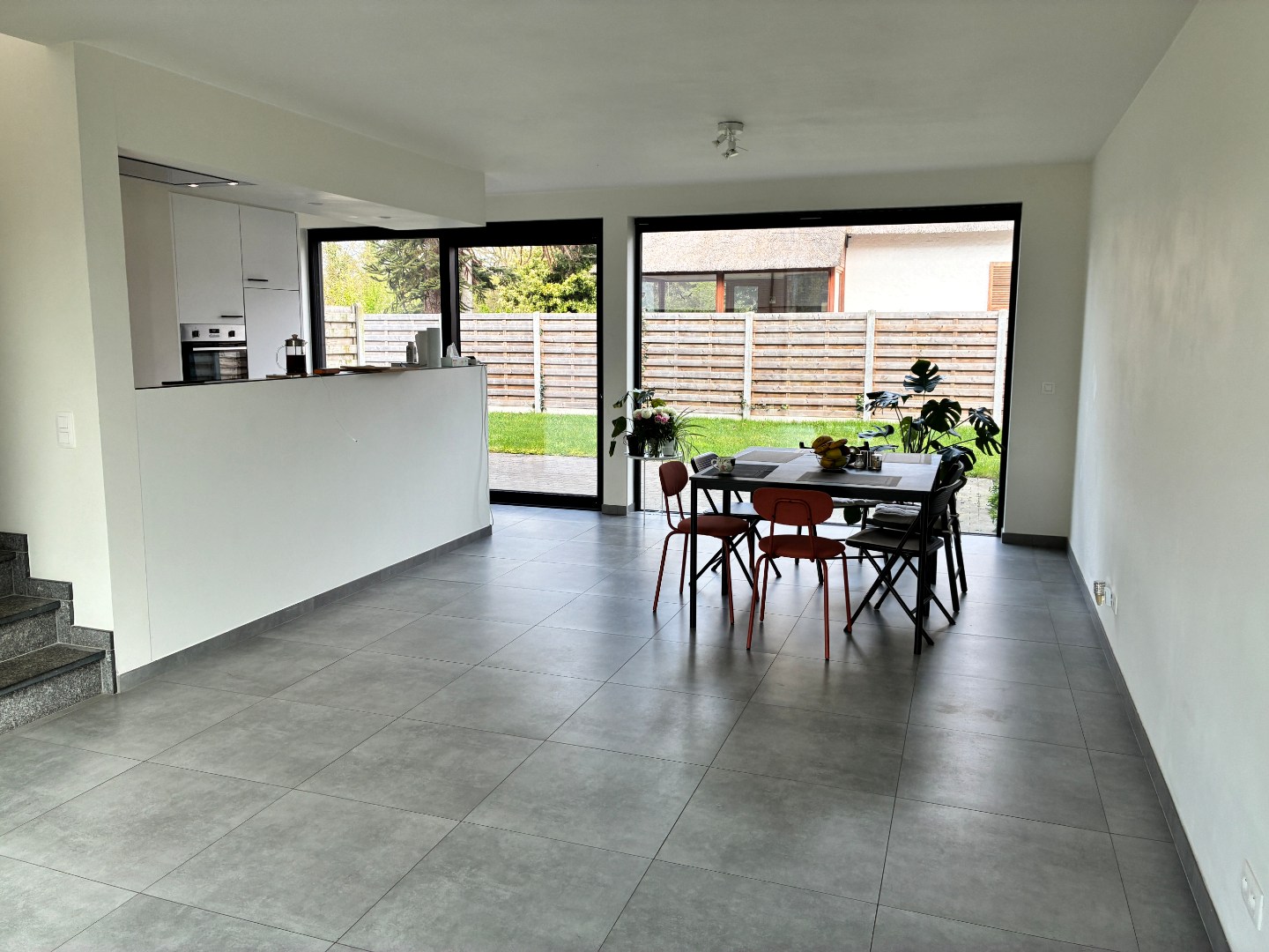 Nieuwbouwwoning nabij de Sterre - met terras en tuin ! - foto 2