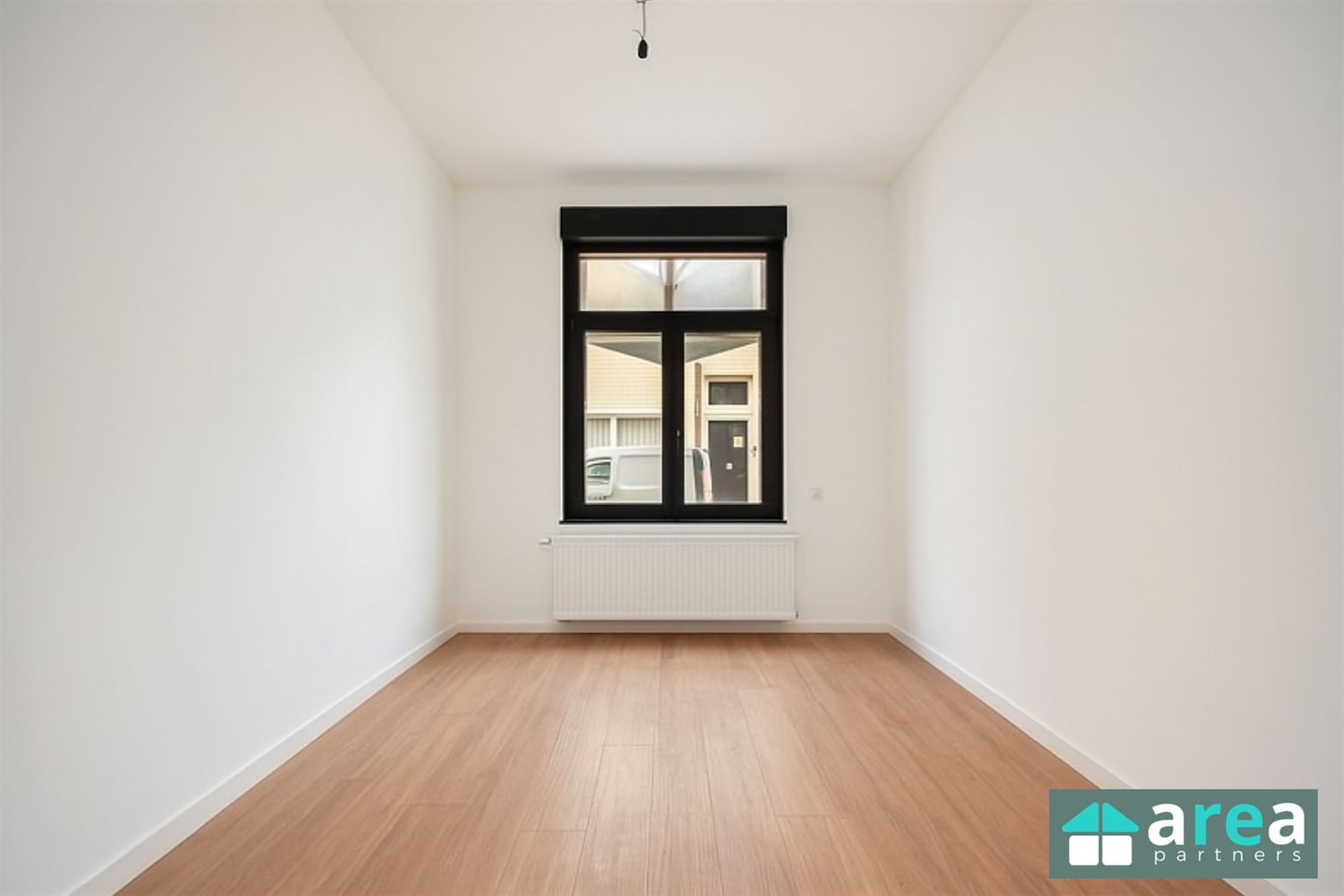 Commercial à vendre à Anvers avec 3 chambres - photo 5