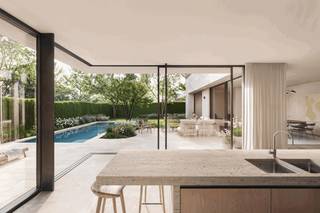 Magnificent new villa