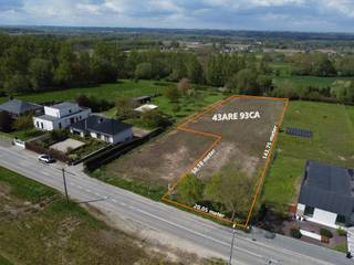 Voor een bezoek of meer info, bel 054 69 39 31 - NIEUWE BOUWVOORWAARDEN - Op een prachtige landelijke locatie in Galmaarden bevindt zich dit...