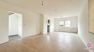 Prachtige woning gelegen in een rustige, residentiële woonwijk tussen Heusden en Beringen. Deze woning biedt het beste van beide werelden - de...