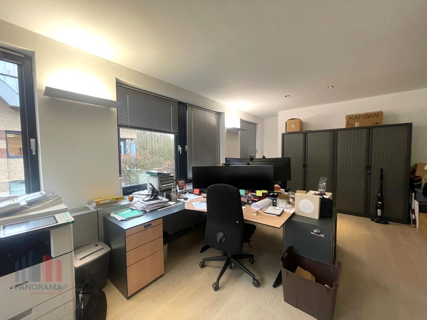 513 sqm of offices and 80 sqm of storage space near the R0/E40 motorway junction - photo 4