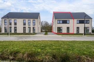 Energiezuinige nieuwbouwwoning, rustig gelegen in een nieuwe verkaveling aan het einde van een doodlopende straat, vlakbij het centrum van...