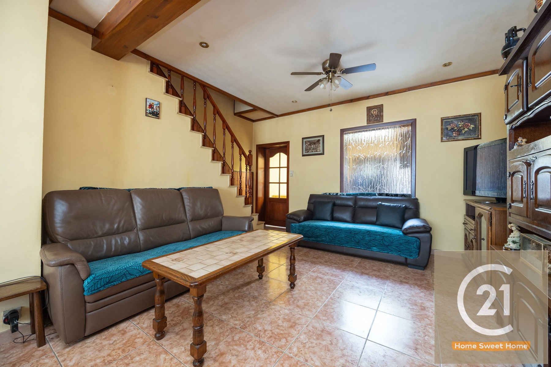 Goed huis met 3 slaapkamers - foto 2