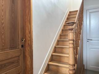 In de Wijnpersstraat, binnen de ring van Leuven en op korte afstand van de opritten van de E314 en de E40, bevindt zich deze prachtige rijwoning met drie slaapkamers. Het pand combineert hedendaags wooncomfort met behoud van de authentieke deuren, trappen en vloeren.<br /><br />U komt binnen via de inkomhal met apart gastentoilet. Deze geeft toegang tot de eetkamer, aansluitend op de volledig geïnstalleerde keuken. De eetkamer sluit op haar beurt aan bij de lichtvolle woonkamer met zicht op de stadstuin.<br />Achteraan geeft de woonkamer toegang tot het terras en de volledig aangelegde tuin met tuinhuis. De kelder, met aansluitingen voor wasmachine en droogkast, biedt bijkomende bergruimte.<br /><br />Op de eerste verdieping bevindt zich een ruime slaapkamer met dressing, samen met de badkamer. Via de nachthal op de tweede verdieping bereikt u nog twee slaapkamers, waarvan één ingericht als duplexkamer.<br /><br />De huurprijs bedraagt € 1800 per maand, zonder gemeenschappelijke kosten. De nutsvoorzieningen (gas, elektriciteit en water) zijn ten laste van de huurder. De woning is beschikbaar vanaf 01/10/2026 en wordt verhuurd voor lange termijn.<br /><br />Kortom : Ben je op zoek naar de perfecte combinatie van rust, ruimte en comfort? Dan is deze prachtige rijwoning in het Leuvense precies wat je zoekt. De woning heeft een EPC-label van niveau B, wat wijst op een bijzonder energiezuinige woonst.<br /><br />Interesse in een bezichtiging? Plan snel een afspraak op https://immojanstas.be/nl/huren via onze online agenda, de snelste en efficiëntste manier om een bezichtiging in te plannen! Voor vragen zijn wij beschikbaar op het nummer 016 23 90 81, elke weekdag van 10u tot 13u.