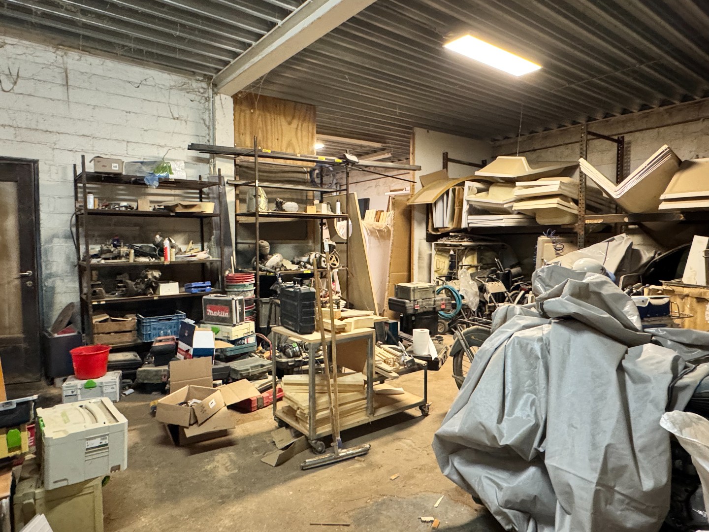 Loods op 872 m² te Kuurne. - foto 4