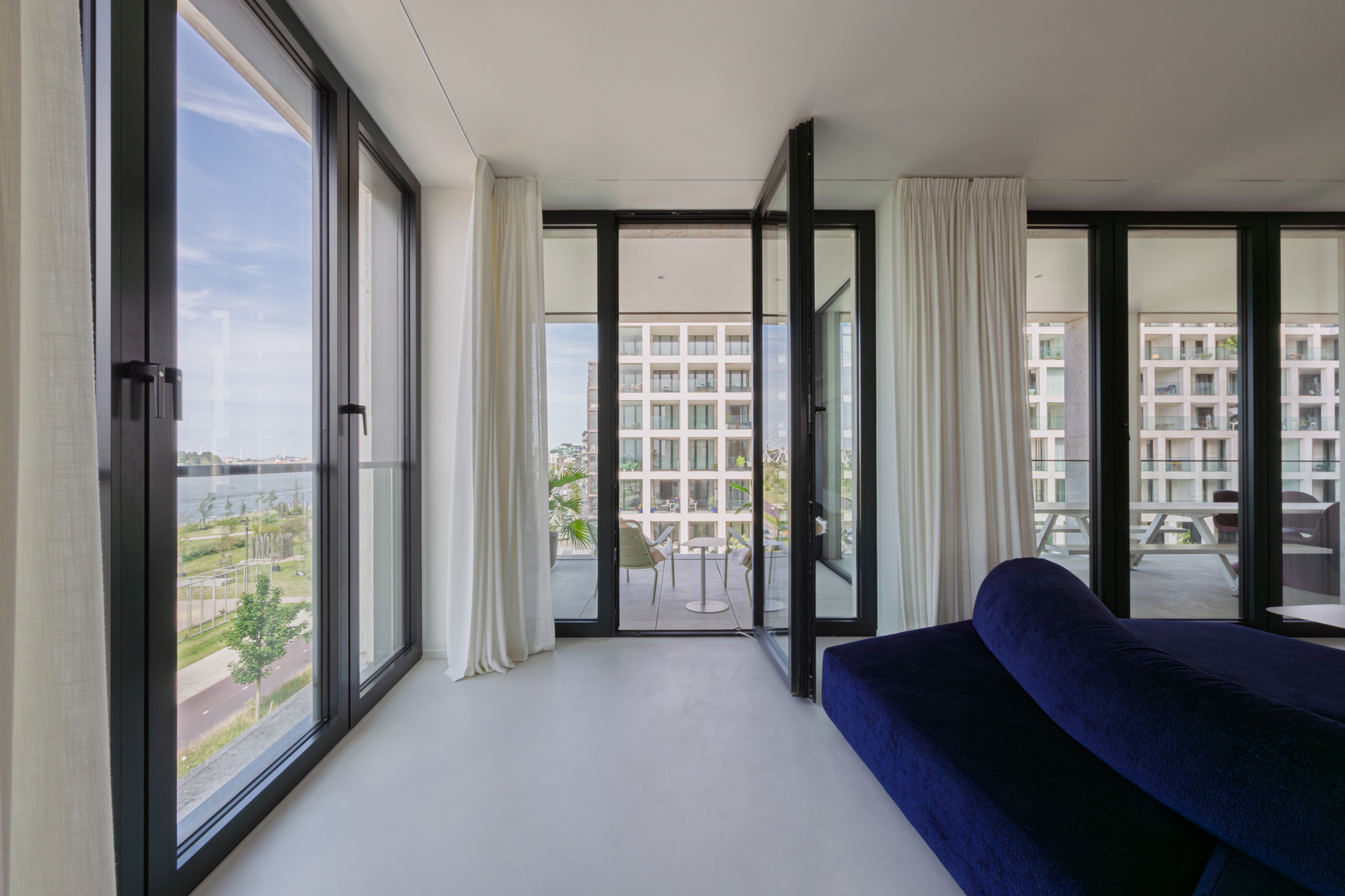 Apartment for sale in Antwerp with 3 bedrooms - photo 4