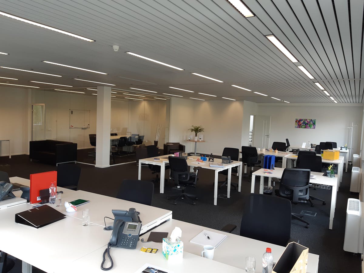 Kantoren (15 - 25 m²) te huur vlakbij afrit E40 te Aalst - foto 4