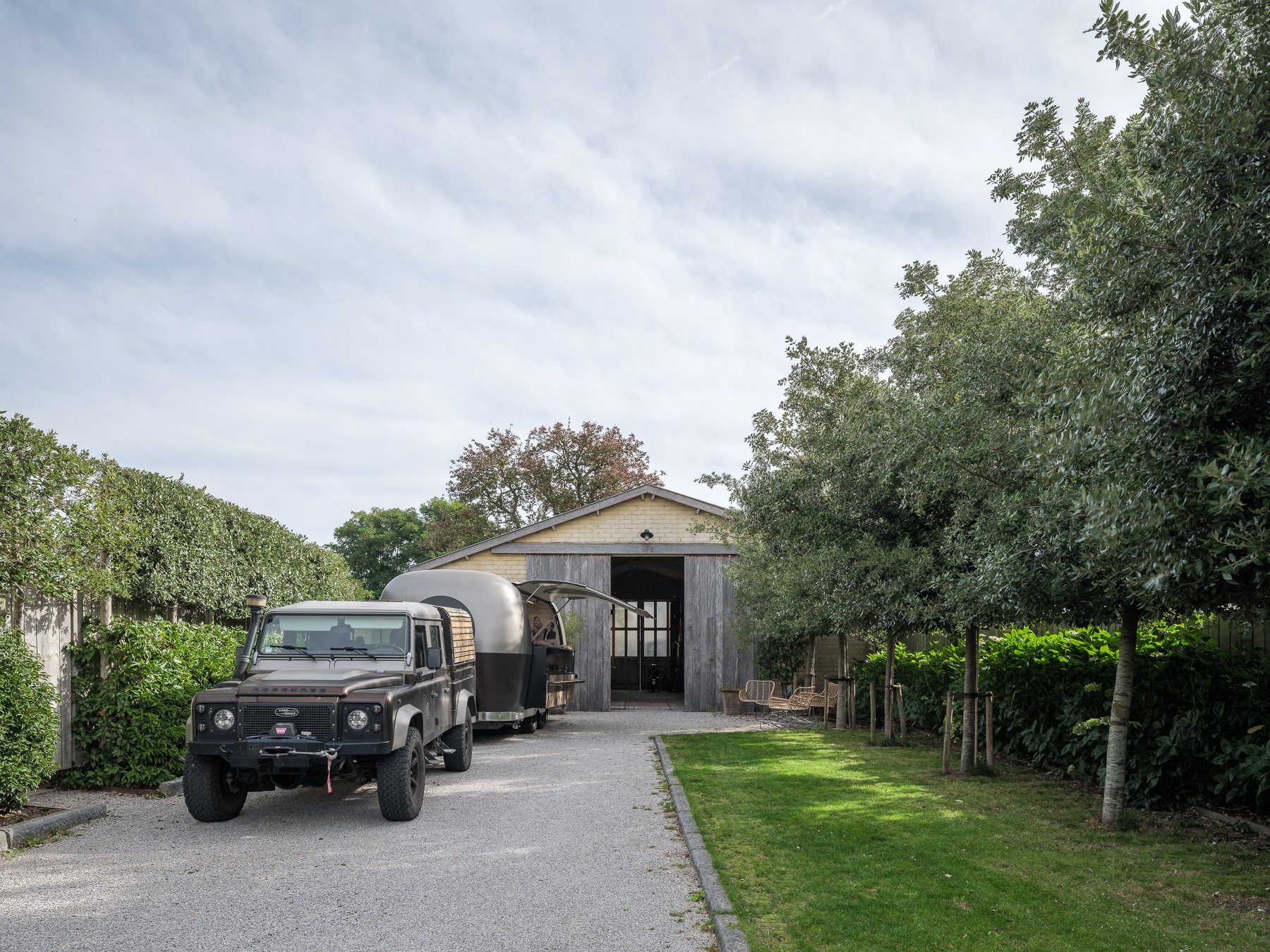 Unieke villa met ruime tuin en atelier nabij Hansbeke! - photo 2