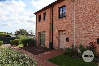 ENERGIEZUINIGE HOB MET 3 SLKS In een rustige en groene omgeving te Kozen, deelgemeente van Nieuwerkerken treffen wij deze energiezuinige gezinswoning...