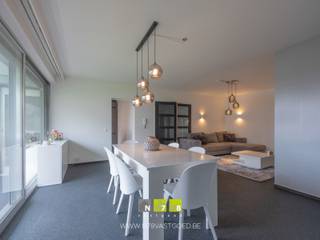 <strong>GERENOVEERD APPARTEMENT MET 2 SLAAPKAMERS, PRIVATIEVE STAANPLAATS EN KELDERBERGING TE MAASEIK.</strong><br /><br /><strong>TROEVEN</strong><br />- Totale renovatie 2025-2026.<br />- Hoogwaardige materialen.<br />- 2 Slaapkamers.<br />- EPC-label B.<br />- Aanwezigheid van een lift.<br />- Privatieve kelderberging &amp; standplaats.<br /><br /><strong>KELDERVERDIEPING</strong><br />- Kelderberging (3,5m x 2m = 7m²).<br />- Autostaanplaats.<br /><br /><strong>GELIJKVLOERS</strong><br />- Gemeenschappelijke inkomhal.<br /><br /><strong>VERDIEPING +01</strong><br />- Inkomhal (2,5m x 4m = 10m²): inbouwkast, steentapijt.<br />- Woonkamer (6,80m x 3,85m + 3,25m x 3,58m = 37,81m²): inbouwkast, airco, toegang tot het terras, steentapijt.<br />- Terras (3,95m x 2m = 7,90m²): overdekt, steentapijt.<br />- Keuken: ingerichte keukenwand met onder- en bovenkasten, enkele lavabo, inductiekookplaat met dampkap, dampkap, vaatwasser, koelkast, elektrische verwarming, toegang tot het terras, steentapijt.<br />- Toilet (1m x 1,5m = 1,5m²): hangtoilet, steentapijt.<br />- Slaapkamer/berging (3,5m x 3,5m = 12,25m²): aansluiting wasmachine, inbouwrekken, steentapijt.<br />- Berging (1,5m x 1,5m = 2,25m²): rekken, steentapijt.<br />- Slaapkamer (4m x 2,90m = 11,60m²): inbouwkast, airco, steentapijt.<br />- Badkamer (2,5m x 3m = 7,5m²): douche, dubbele lavabo, kolomkast, spiegel, handdoekradiator, muurtegel, steentapijt.<br /><br />Bekijkt u deze advertentie via een aanverwante vastgoedsite, surf dan zeker naar onze website www.N78vastgoed.be voor een uitgebreide beschrijving en foto's. Meer info: +32 (0)89 86 18 88 of info@N78vastgoed.be.