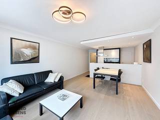 Dit lichtrijke appartement bevindt zich op de zesde verdieping van de perfect onderhouden Residentie Marana, op een toplocatie aan de Zeedijk...