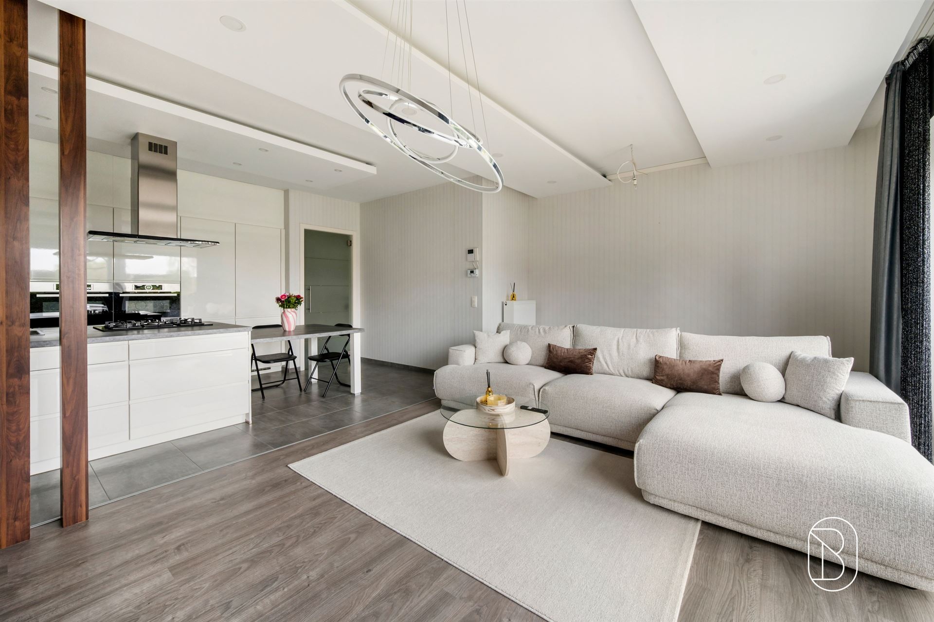 Mooi gelijkvloers appartement met 2 slaapkamers! - foto 3