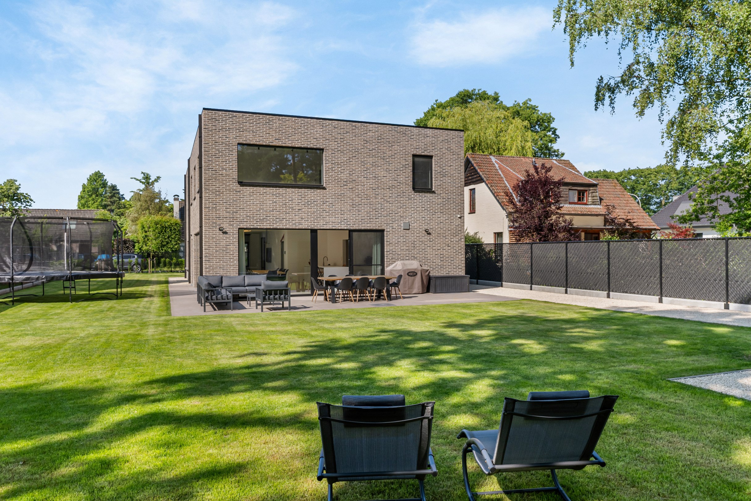 Recent moderne villa in residentiële omgeving te Schoten - foto 2