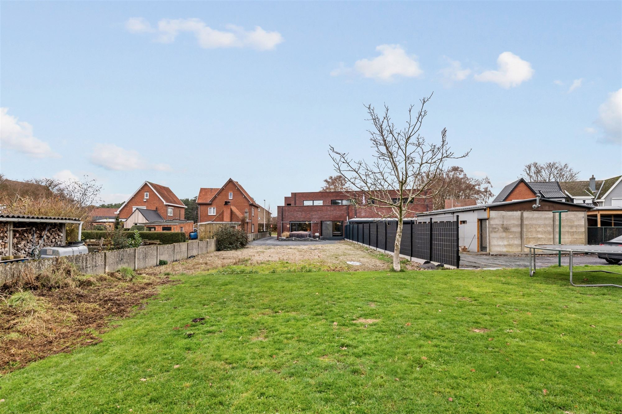 PERFECT ONDERHOUDEN GELIJKVLOERS APPARTEMENT MET 3 SLAAPKAMERS EN PRIVATE TUIN VAN 8A90CA TE KORSPEL - foto 3