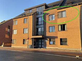 Energiezuinig, kwalitatief afgewerkt appartement met 2 slaapkamers en garage.Het appartement is gelegen op de tweede verdieping van de residentie...