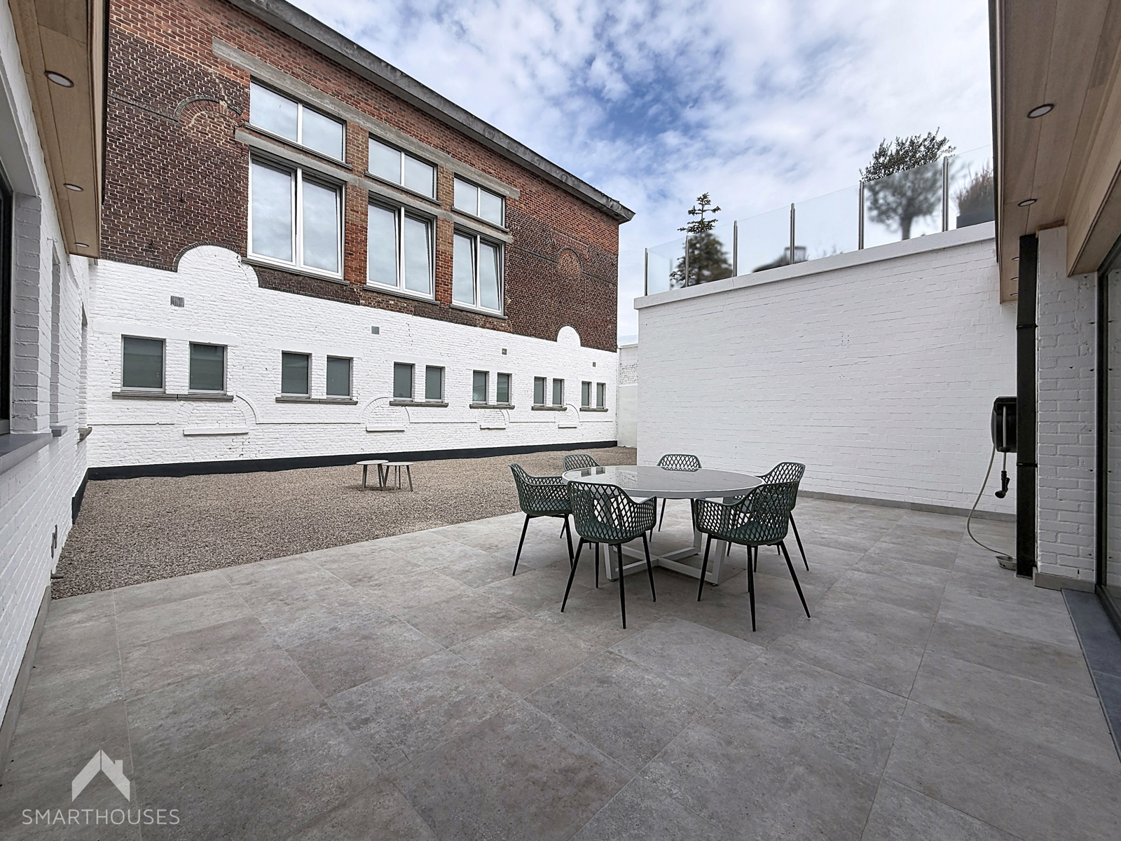 Gerenoveerde woning met 3 slpkrs, praktijkruimte en tuin - foto 4