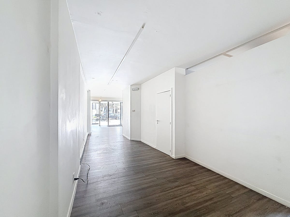 Bureau à louer dans le centre de Courtrai - photo 4