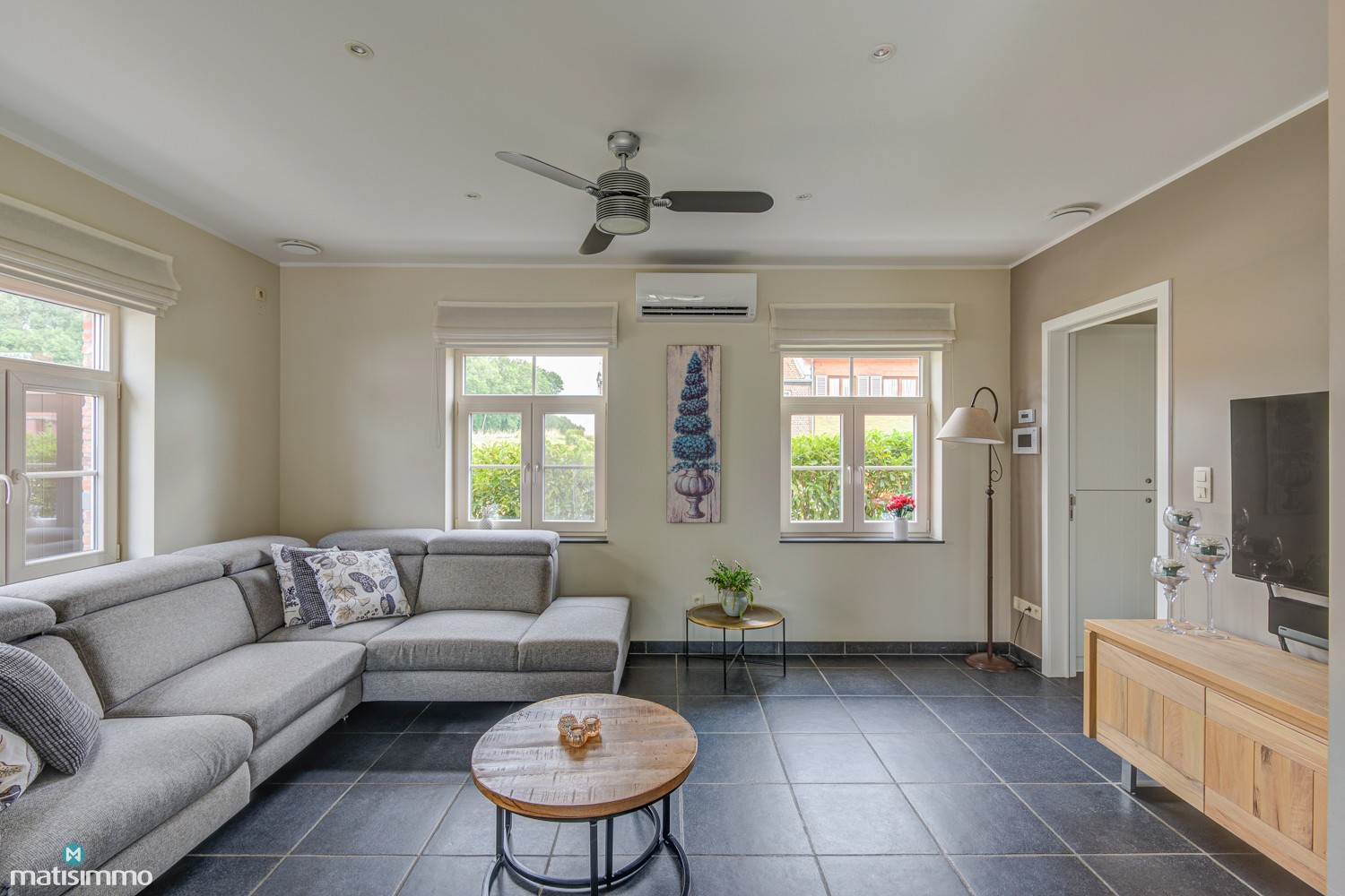 SUPER ENERGIEZUINIGE EENGEZINSWONING (A+ ENERGIELABEL) MET 4 SLAAPKAMERS, CARPORT/TUINHUIS EN RUIME TUIN (12A 33CA) IN WALTWILDER - foto 4
