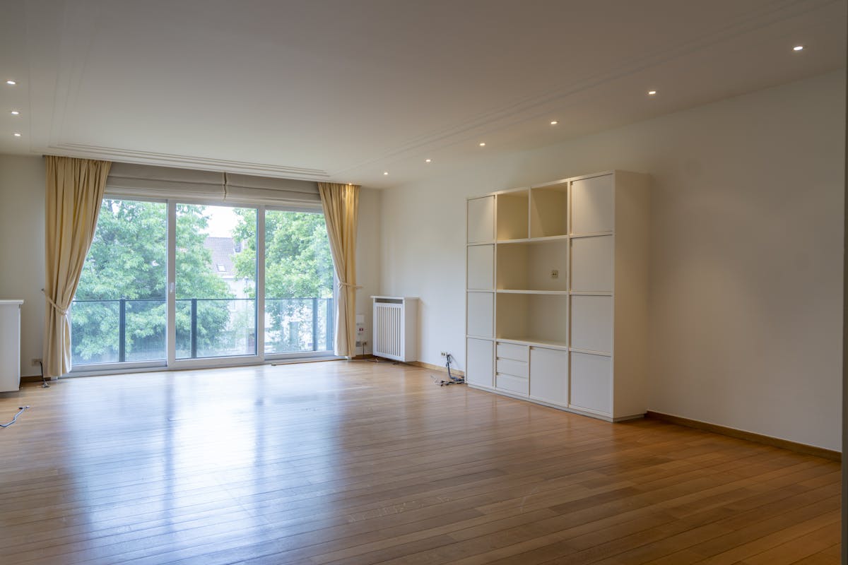 Ruim en lichtrijk appartement te koop nabij centrum Kortrijk - foto 5